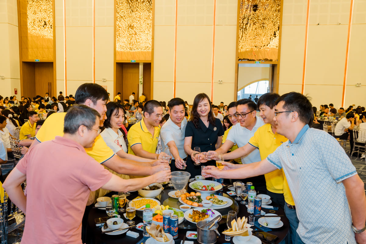 Lên thực đơn tiệc tất niên công ty