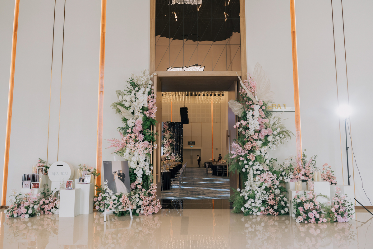 Trang trí sảnh tiệc cưới Pandora center