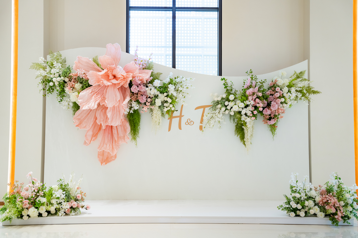 Trang trí sảnh tiệc cưới Pandora center