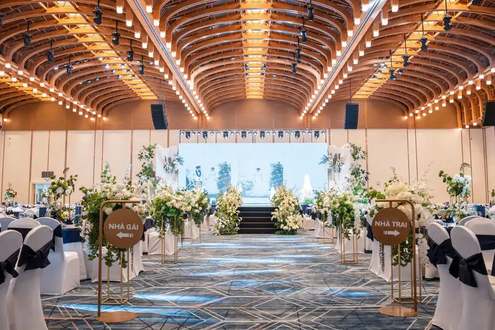 10 Xu Hướng Trang Trí Tiệc Cưới 2026 Hot Nhất